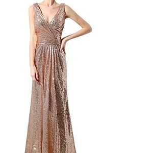 Rose Gold 🔥sequins gown never worn size 2 ✨